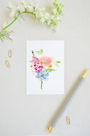 blanco ansichtkaart met aquarel geschilderd boeket bloemen in losse stijl en roze kleuren