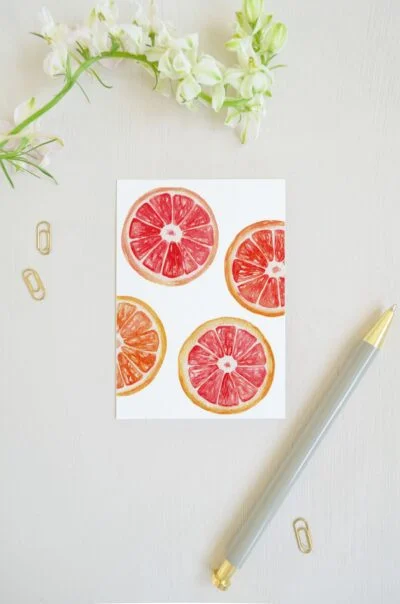 blanco ansichtkaart met aquarel geschilderd citrusfruit