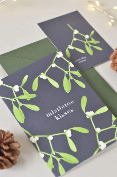 botanische kerstkaart met mistletoe illustratie