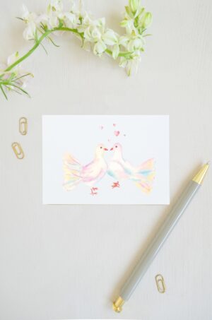 ansichtkaartje met aquarel geschilderde tortelduiven en hartjes voor oa valentijn